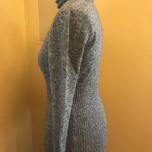 Women’s Columbia sweater